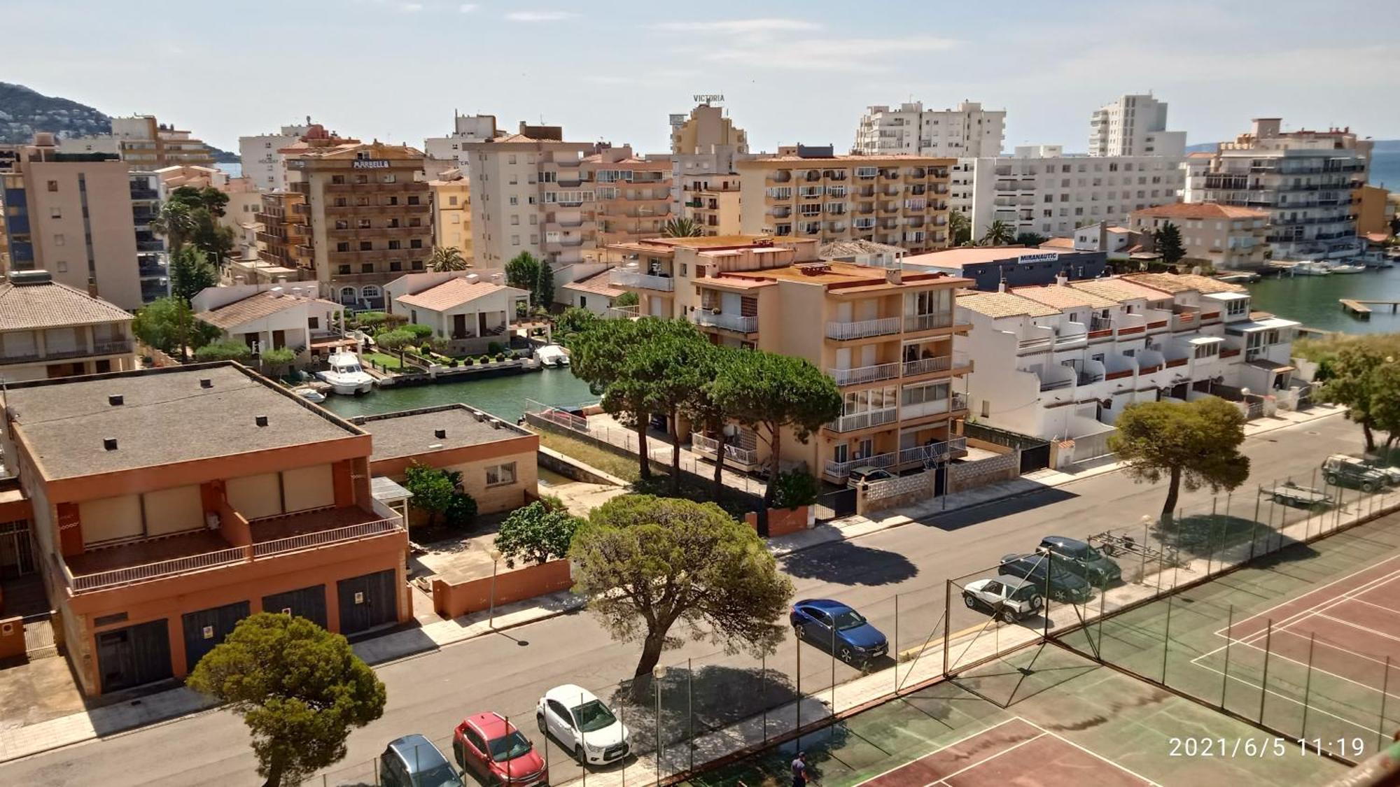 Studio Cabine Santa Margarida Roses Exterior photo